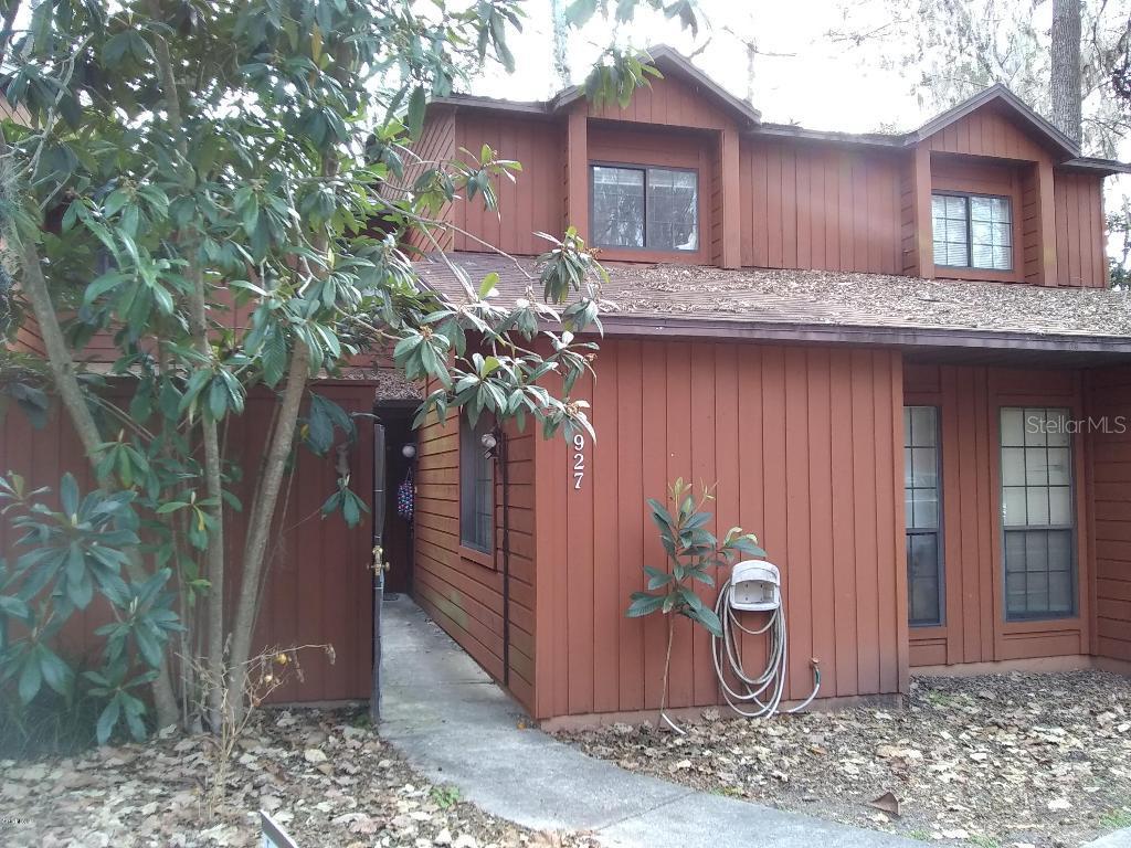927 SW 57th Ter., Gainesville, FL 32607