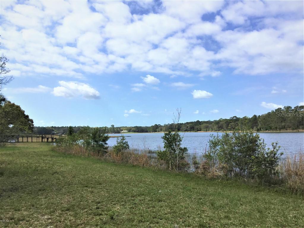 7134 SE 180th Avenue Rd., Ocklawaha, FL 32179