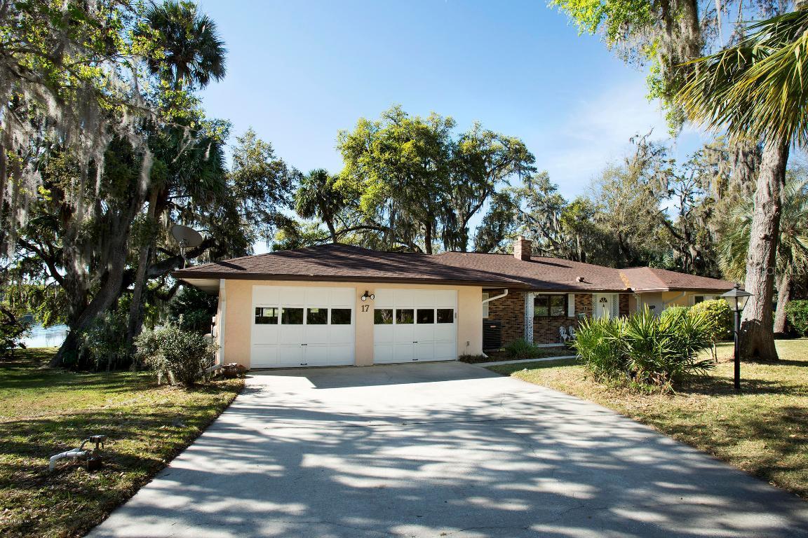 17 Spring Lake Way, Ocala, FL 34472