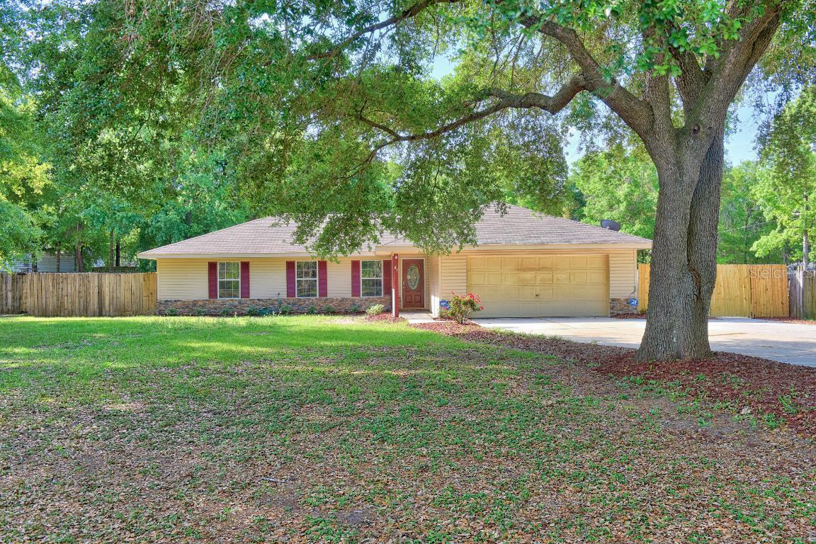 41 Redwood Rd., Ocala, FL 34472