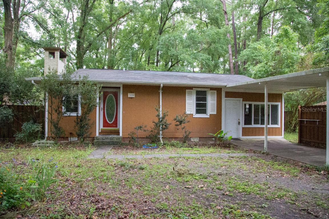 1410 NE 28th Ln., Ocala, FL 34470