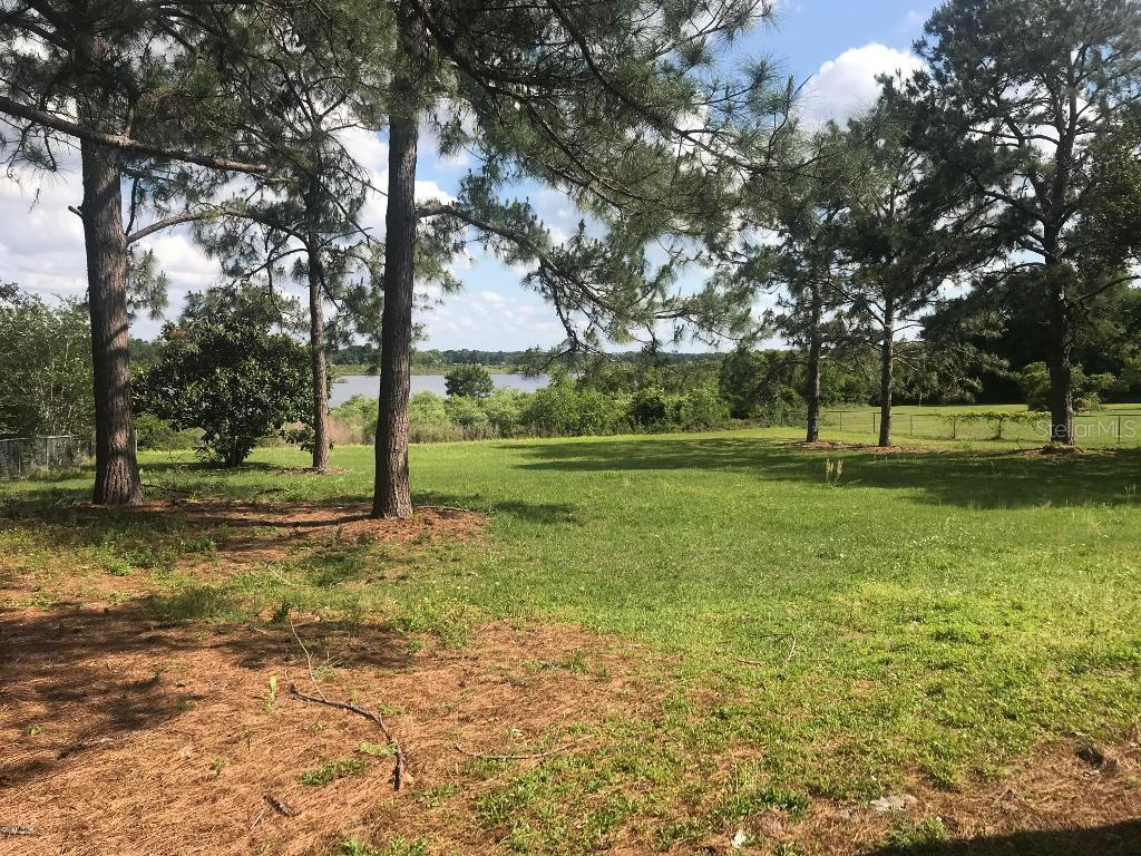 911 Hickory Rd., Ocala, FL 34472