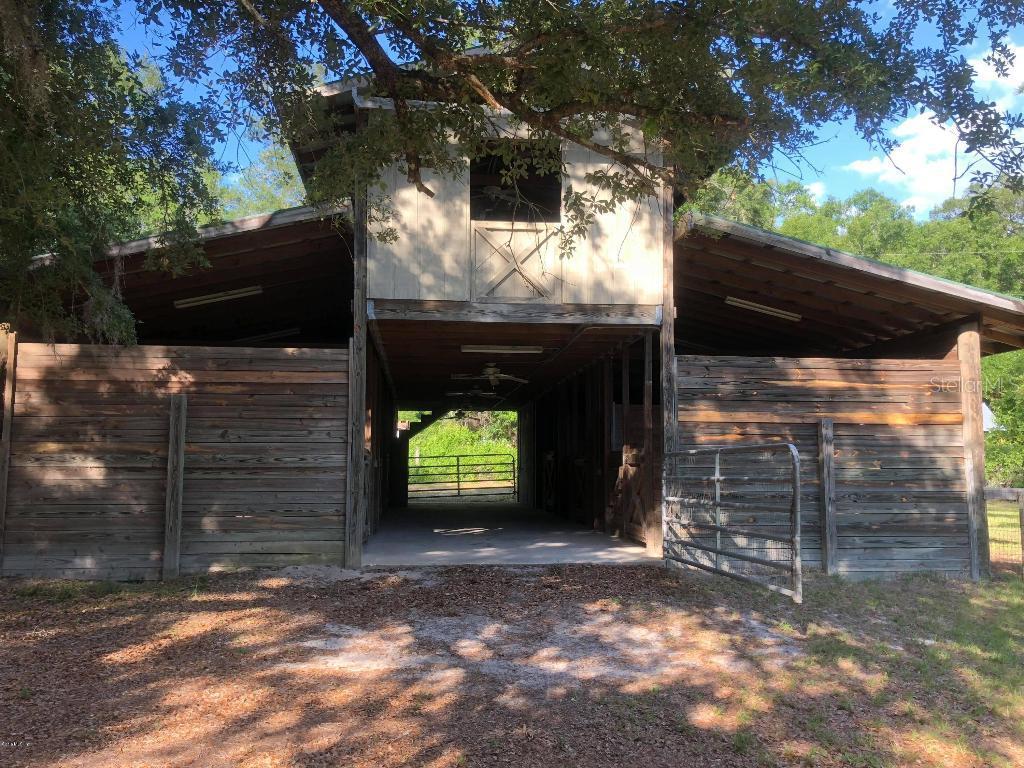 6499 SE 182nd Avenue Rd., Ocklawaha, FL 32179