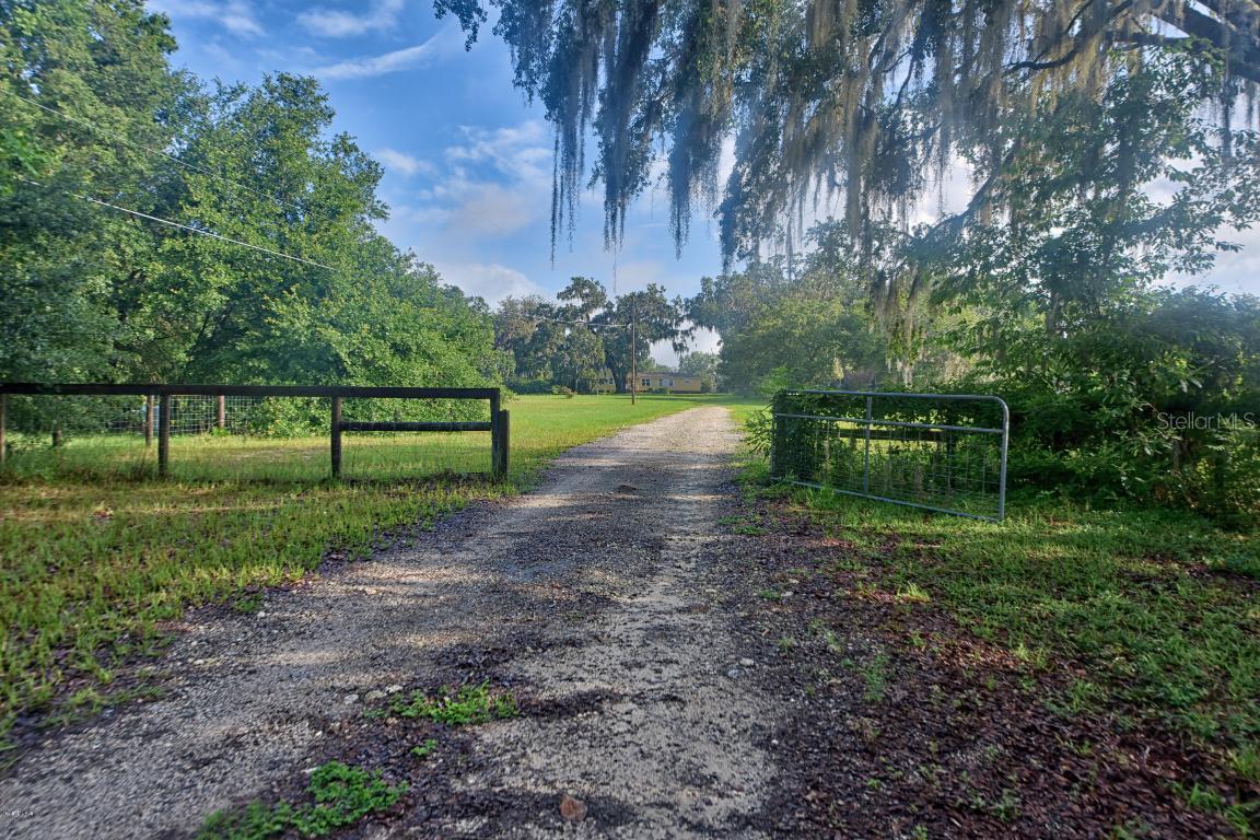 9783 SE 110th Street Rd., Belleview, FL 34420