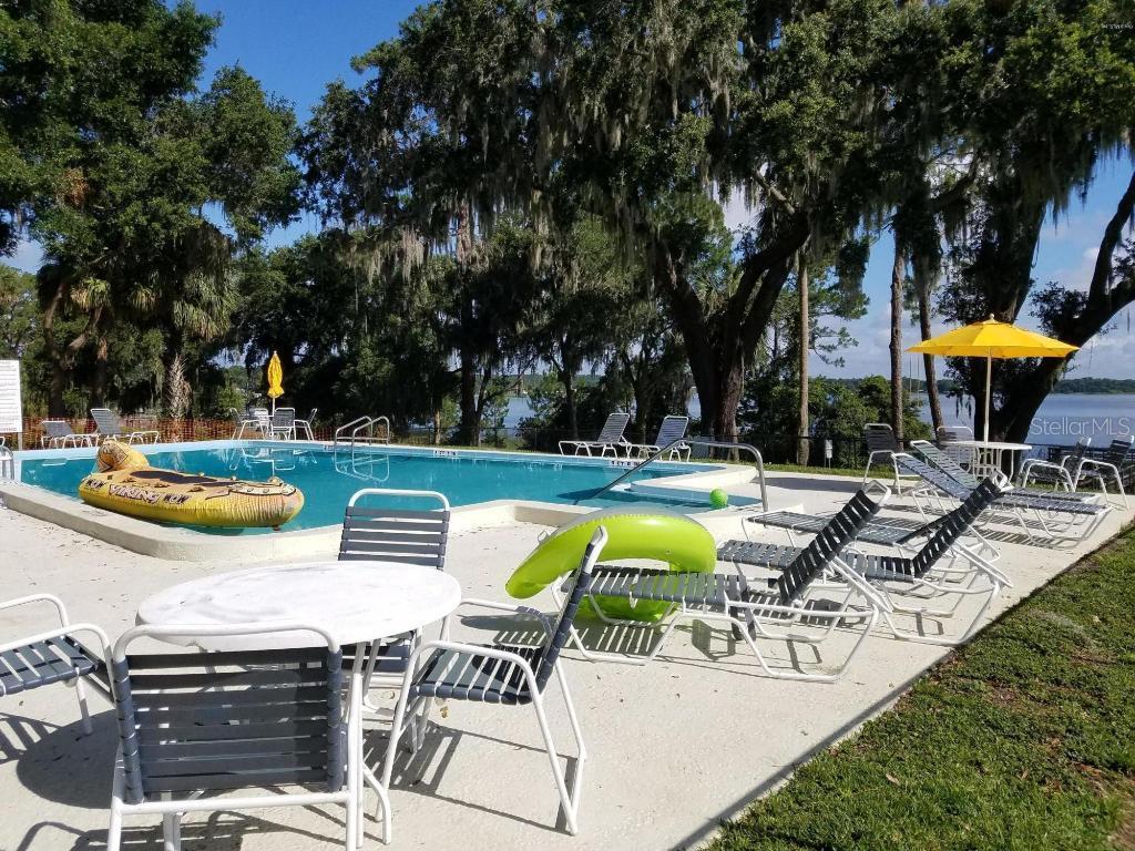 11001 SE Sunset Harbor Rd. #F45, Summerfield, FL 34491