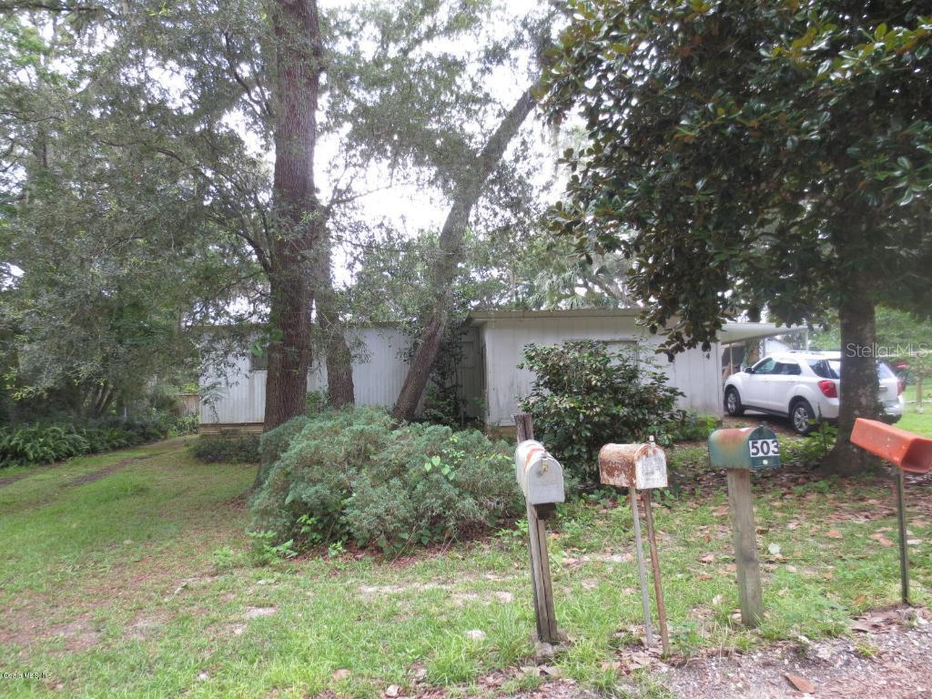 484 NE 165th Ter., Silver Springs, FL 34488
