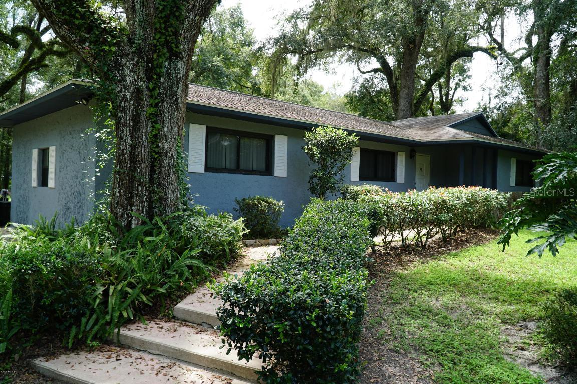 16 Wood Ridge Dr., Ocala, FL 34482