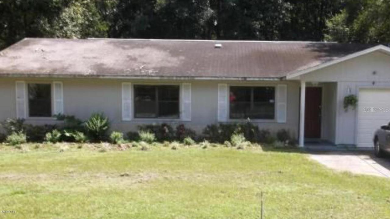 33 Pine Cir., Ocala, FL 34472