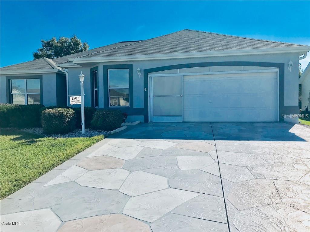 1507 Aquino Ln., The Villages, FL 32159