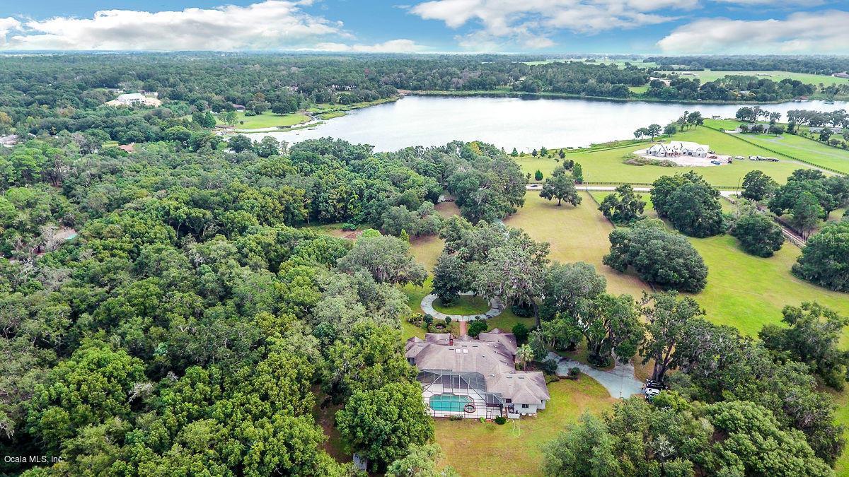 22036 Lake Seneca Rd., Eustis, FL 32736