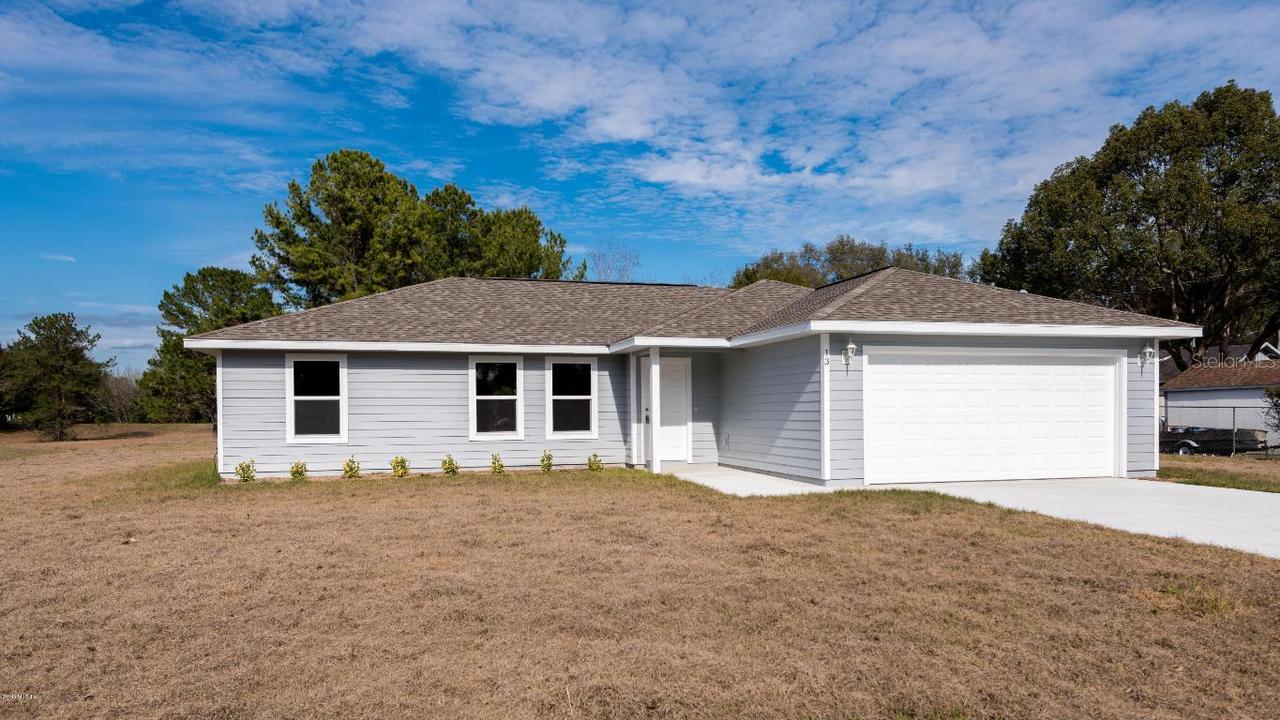 13 Teak Loop Pl., Ocala, FL 34472