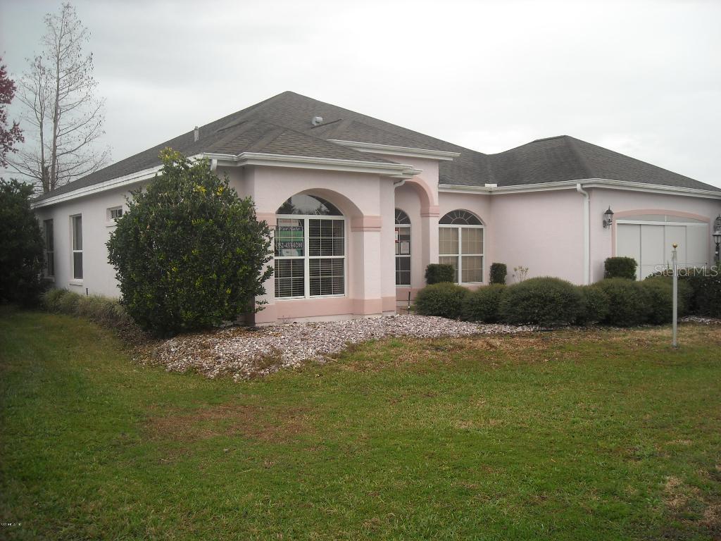 555 Carrera Dr., The Villages, FL 32159