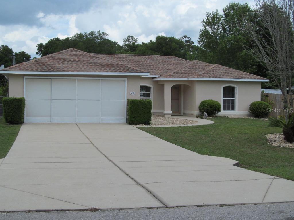 93 Teak Rd., Ocala, FL 34472