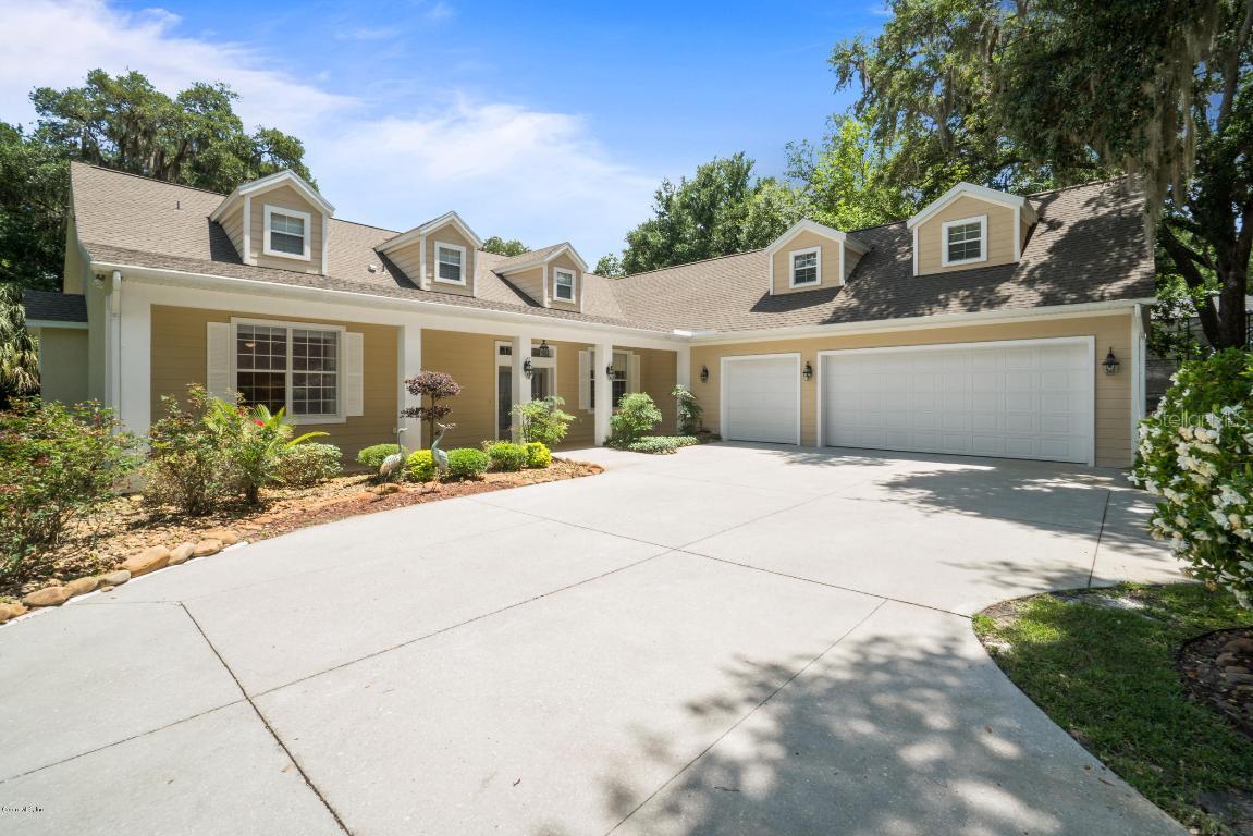 10235 SE Sunset Harbor Rd., Summerfield, FL 34491