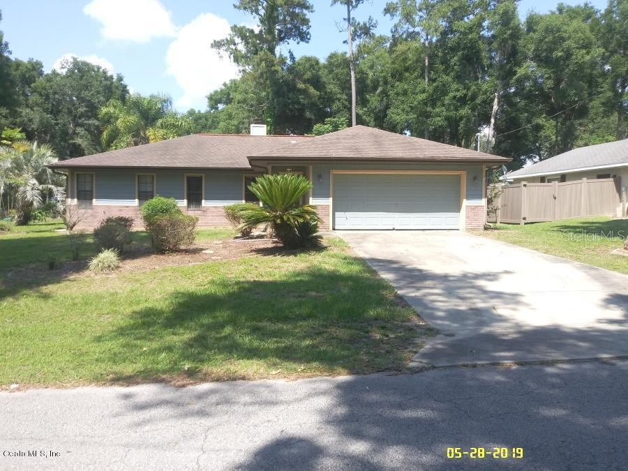 11 Cherry Dr., Ocala, FL 34472