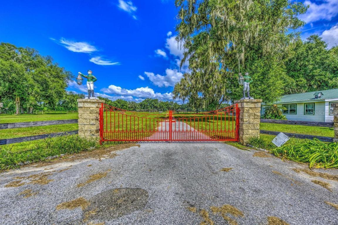 3065 W Highway 318, Citra, FL 32113