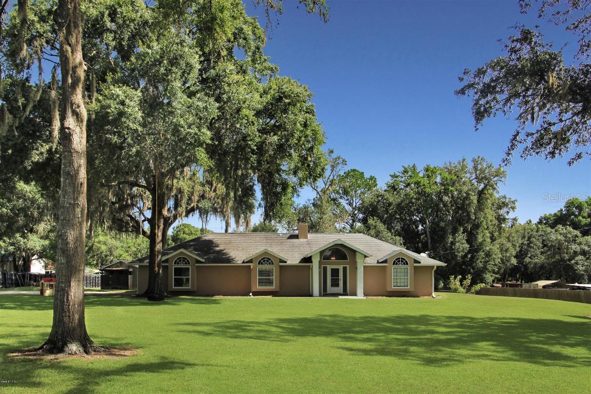12145 NW 160th St., Reddick, FL 32686
