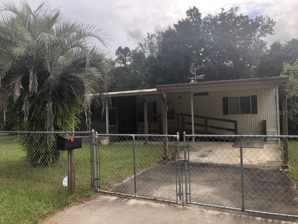 12937 NE 5th Ln., Silver Springs, FL 34488