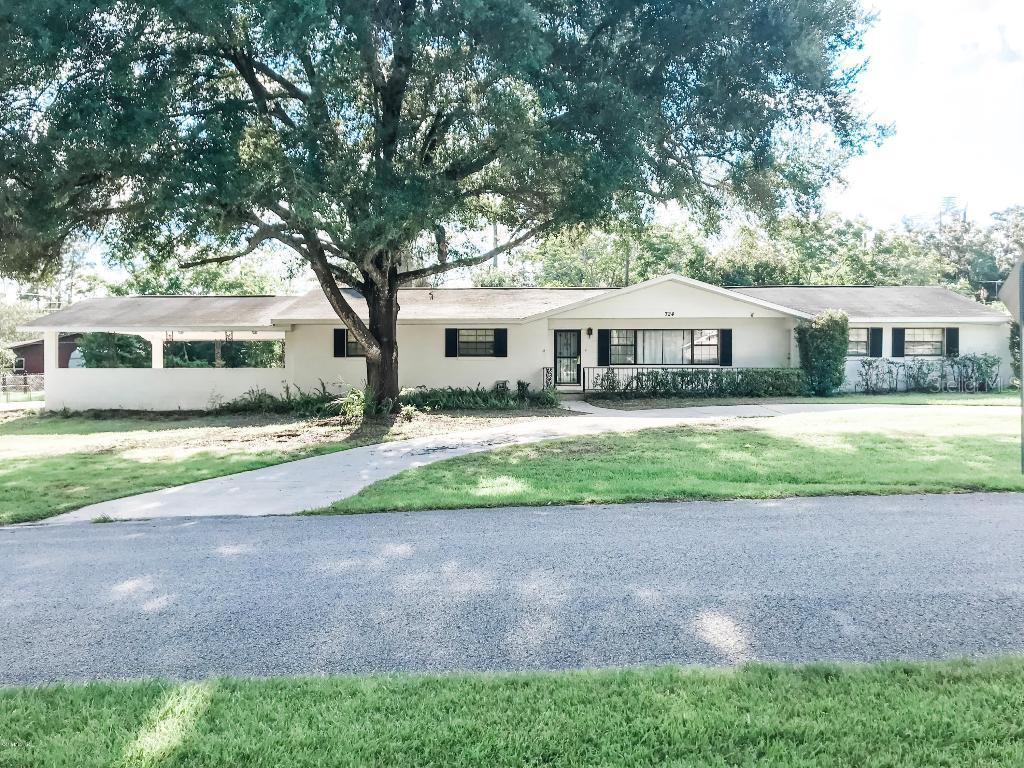 724 SE 40 Ter., Ocala, FL 34471
