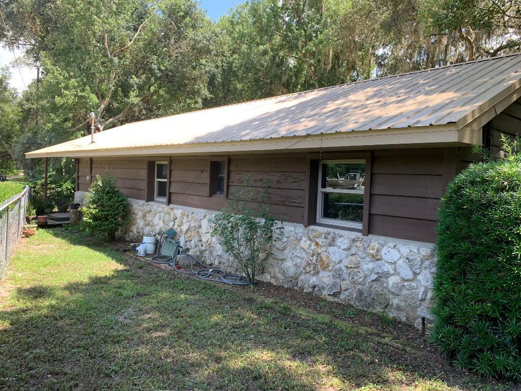 19270 SE 95th Pl., Ocklawaha, FL 32179