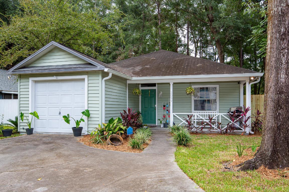 2059 SW 72nd St., Gainesville, FL 32607