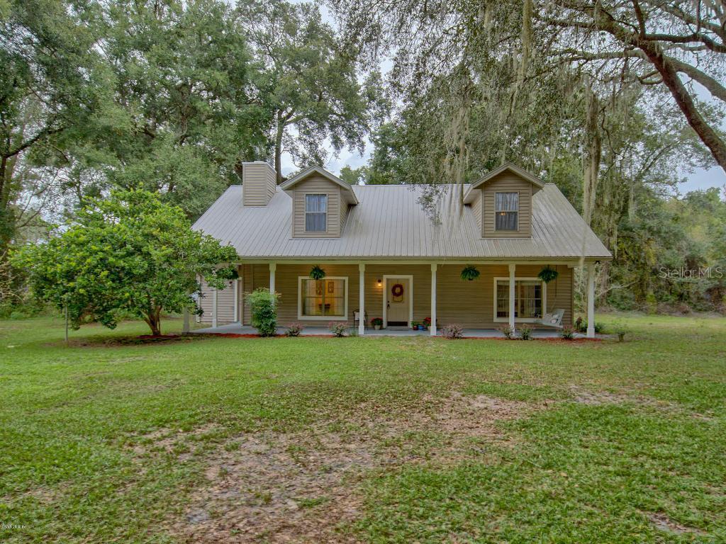 966 NE 135th Grove, Oxford, FL 34484