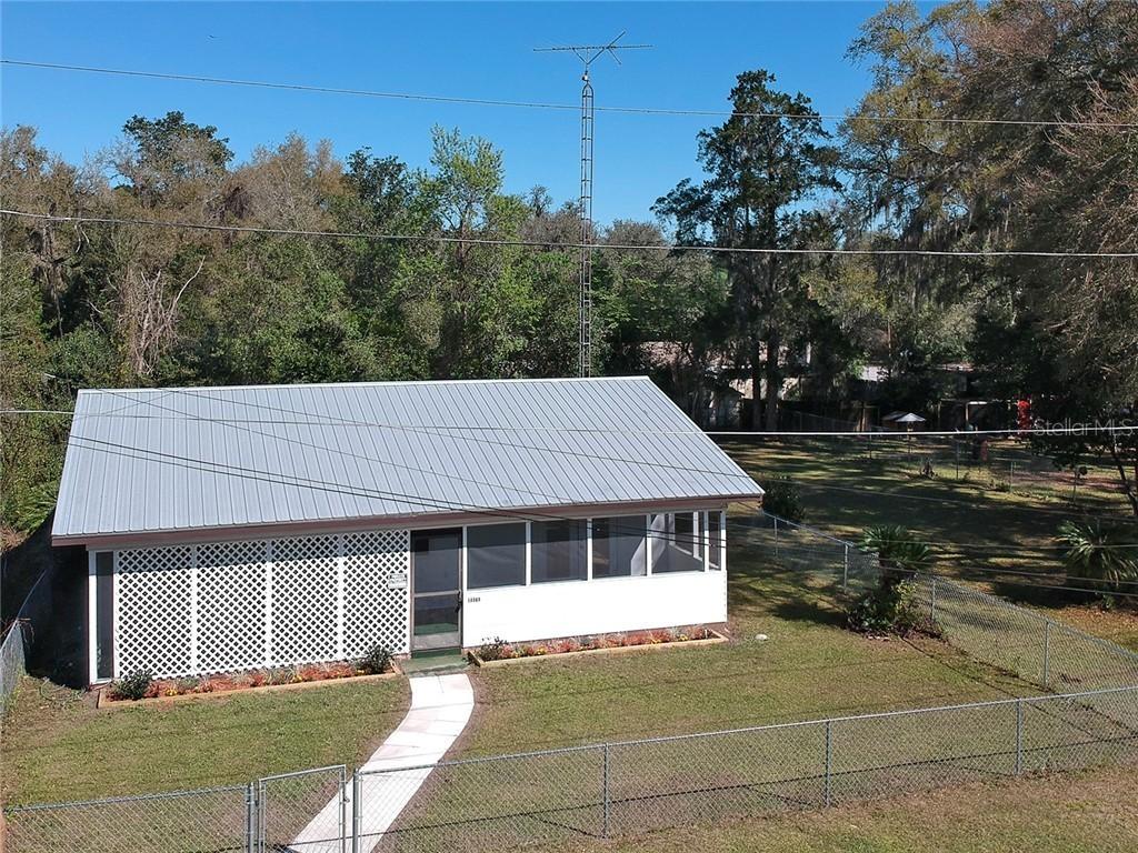 13565 SE 118th St., Ocklawaha, FL 32179