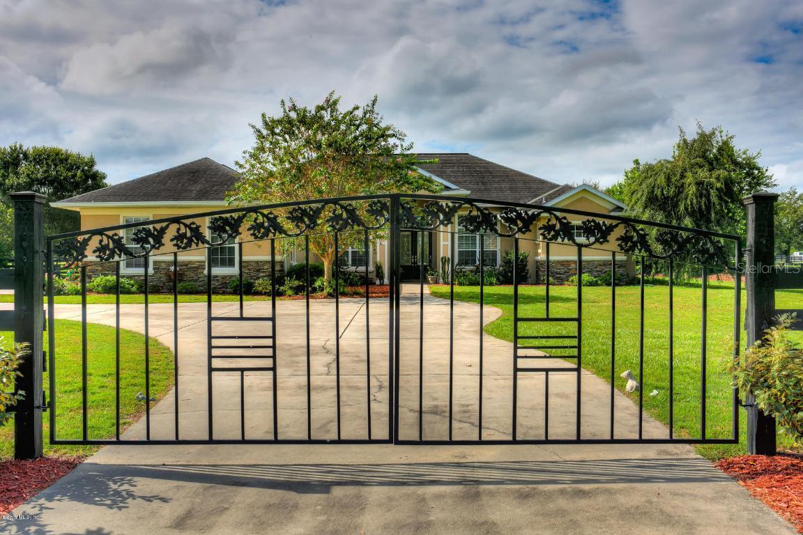 6957 NW 54th Loop, Ocala, FL 34482