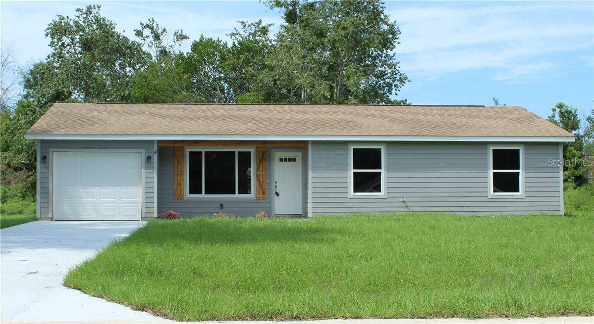 120 Fisher Ct., Ocklawaha, FL 32179