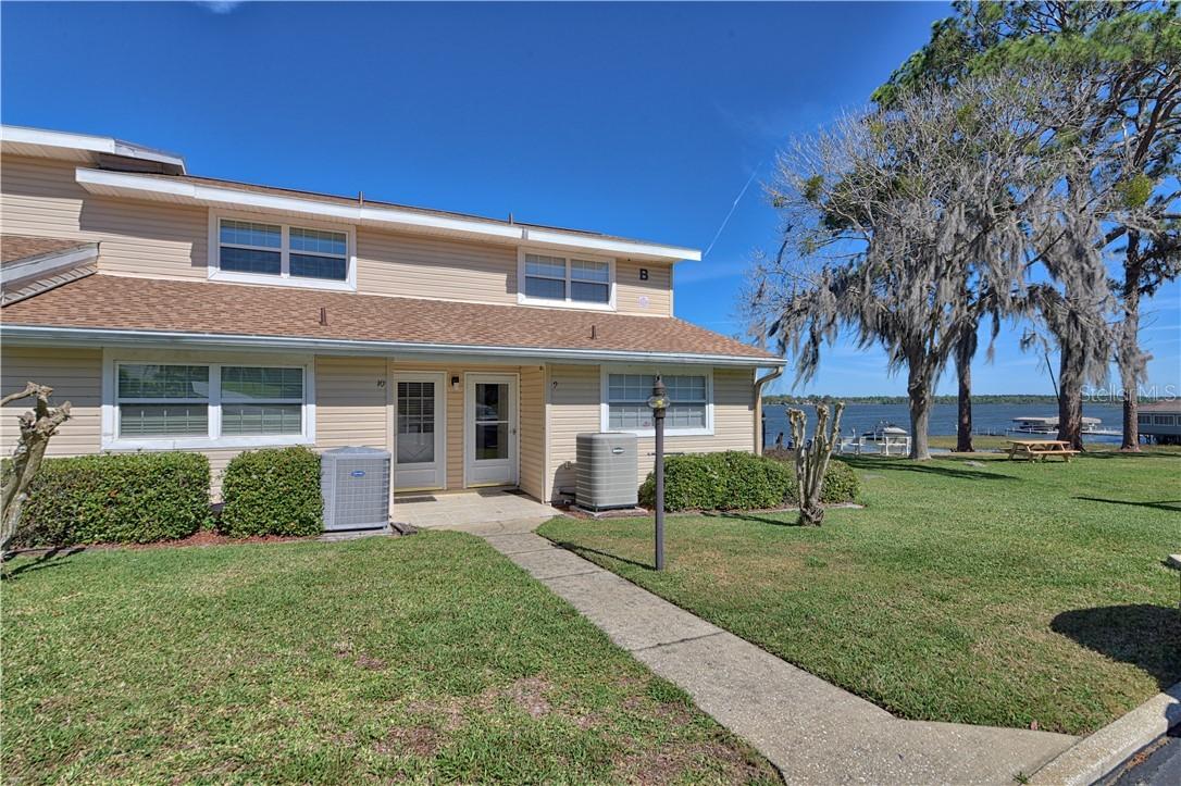 11001 SE Sunset Harbor Rd. #B10, Summerfield, FL 34491