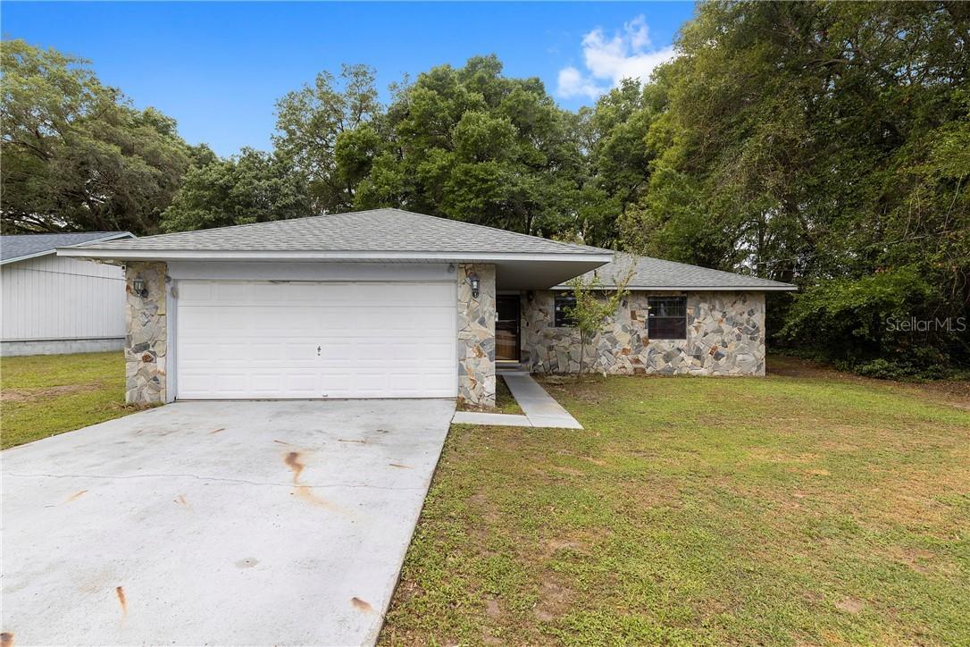 6682 Cherry Rd., Ocala, FL 34472
