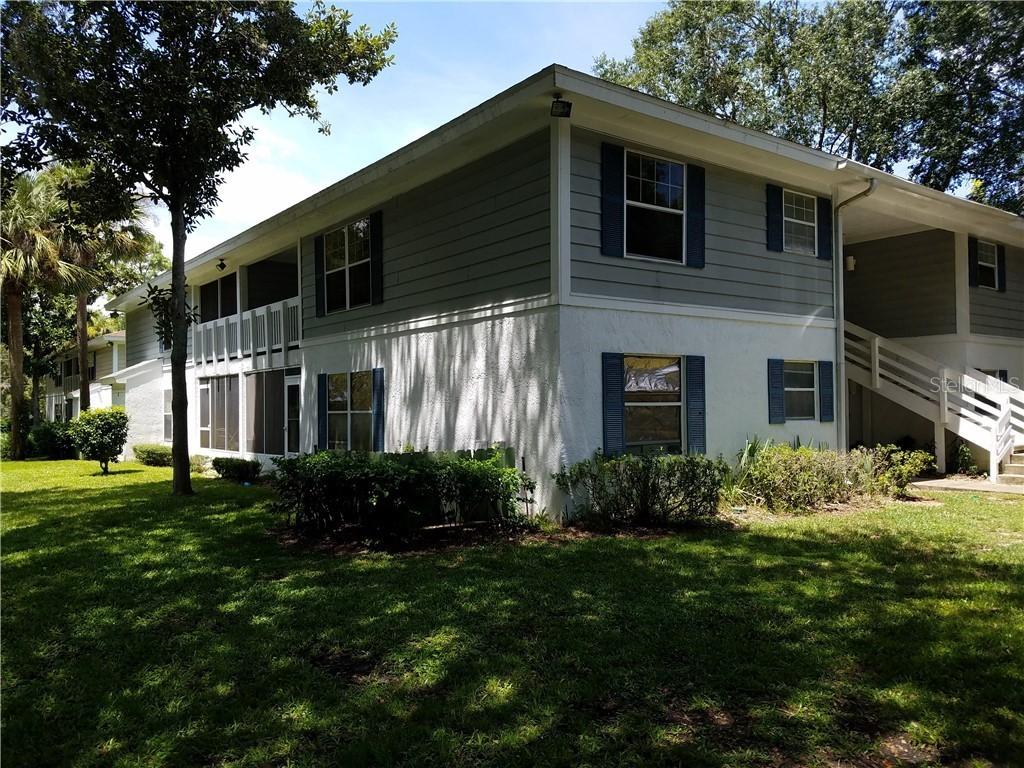 8242 Fairways Cir. #D203, Ocala, FL 34472