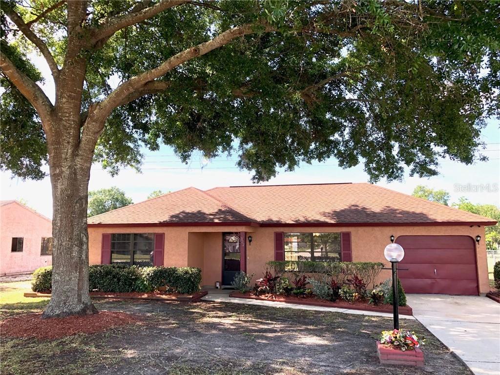 322 Oak Track Course, Ocala, FL 34472