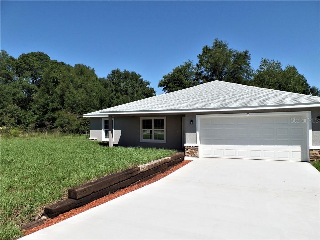 25 Sequoia Dr Trace, Ocklawaha, FL 32179