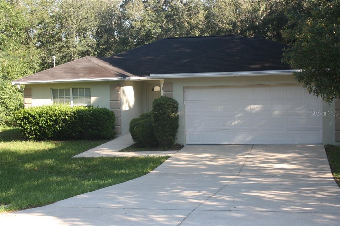208 Locust Pass Cir., Ocala, FL 34472