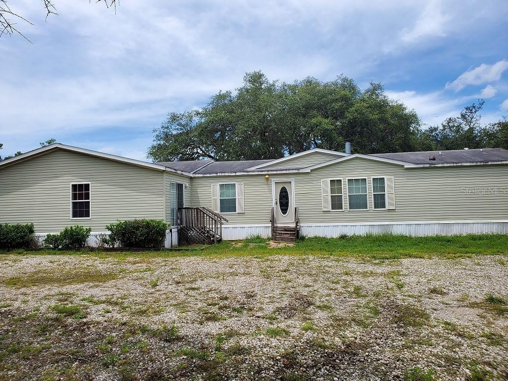 25245 Black Bear Ln., Eustis, FL 32736