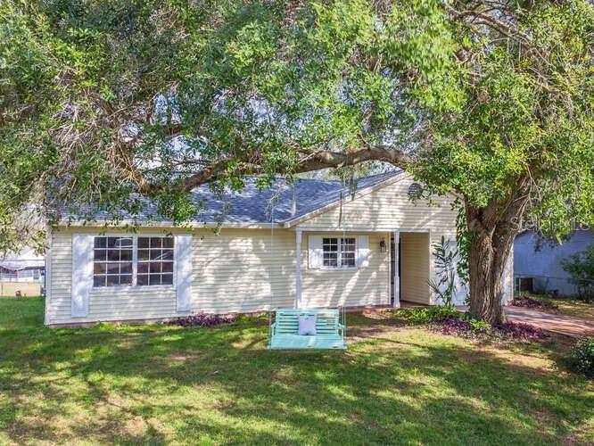 17 Oak Ct., Ocala, FL 34472