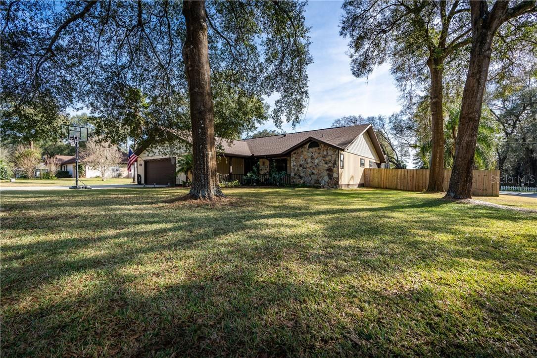 5580 SE 37th Pl., Ocala, FL 34480