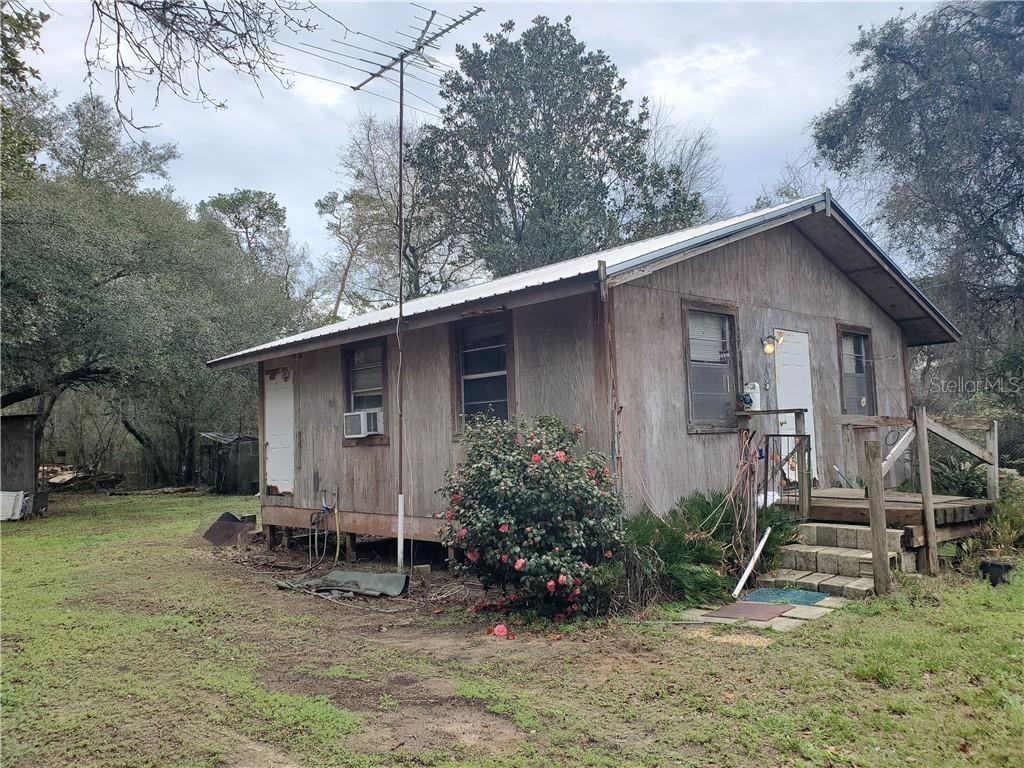 23199 NE 153rd Ct., Fort Mc Coy, FL 32134