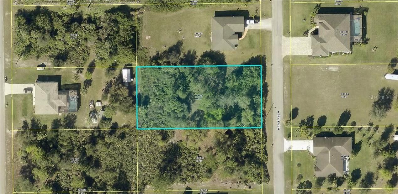 607 Maple Ave., Lehigh Acres, FL 33972