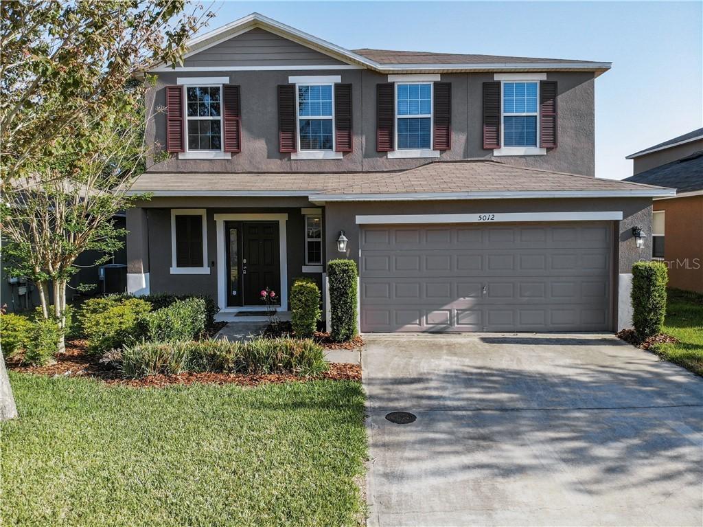 5012 Grassy Knoll Dr, Tavares, FL 32778