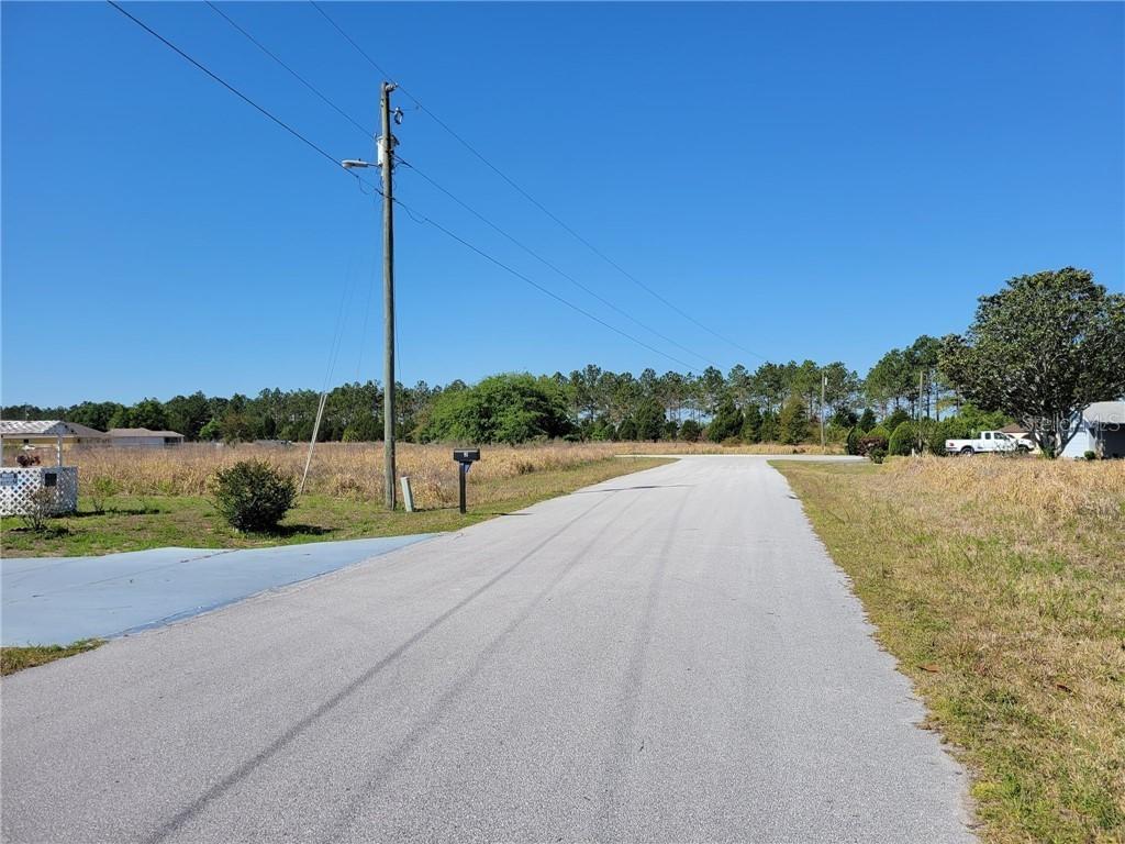 Emerald Track, Ocala, FL 34472