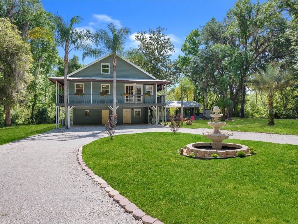 1928 County Road 25a, Leesburg, FL 34748