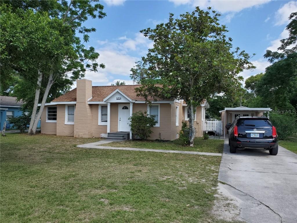 1214 Dora Ave., Tavares, FL 32778