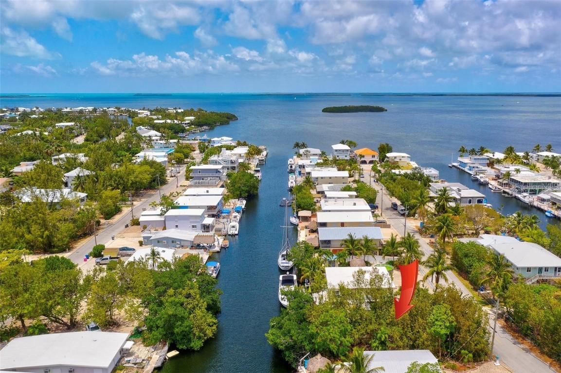 223 Jolly Roger Dr., Key Largo, FL 33037