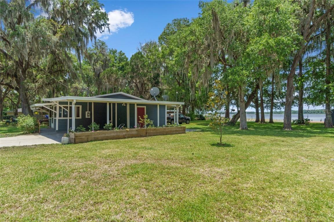 9767 W Riverwood Dr., Crystal River, FL 34428