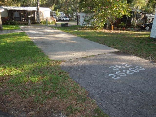 25290 NE 140th Ln., Fort Mc Coy, FL 32134