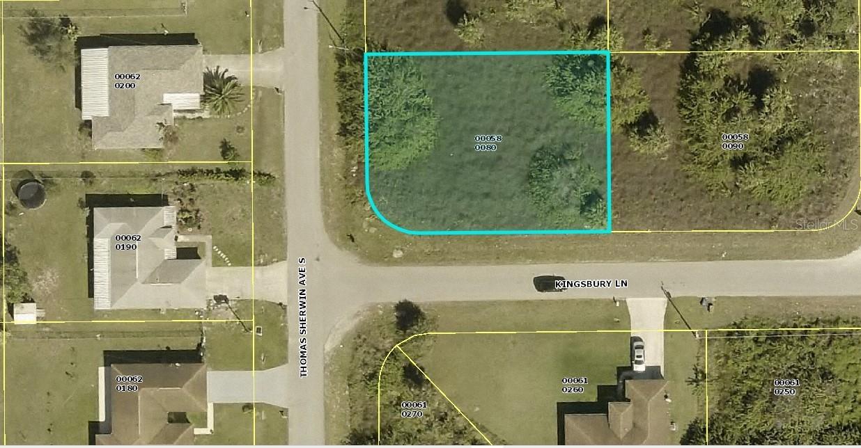 561 Thomas Sherwin Ave., Lehigh Acres, FL 33974