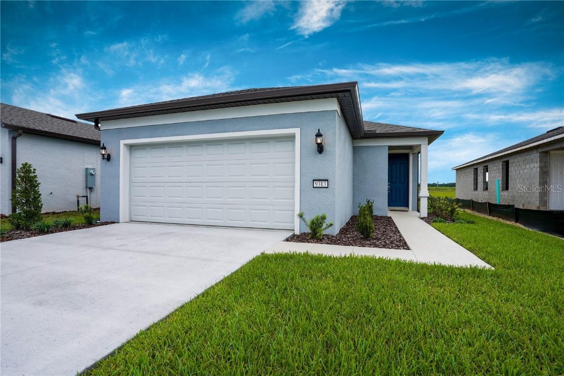 9313 SW 52nd Loop, Ocala, FL 34481