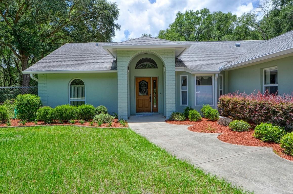 869 Marion Oaks Ln., Ocala, FL 34473